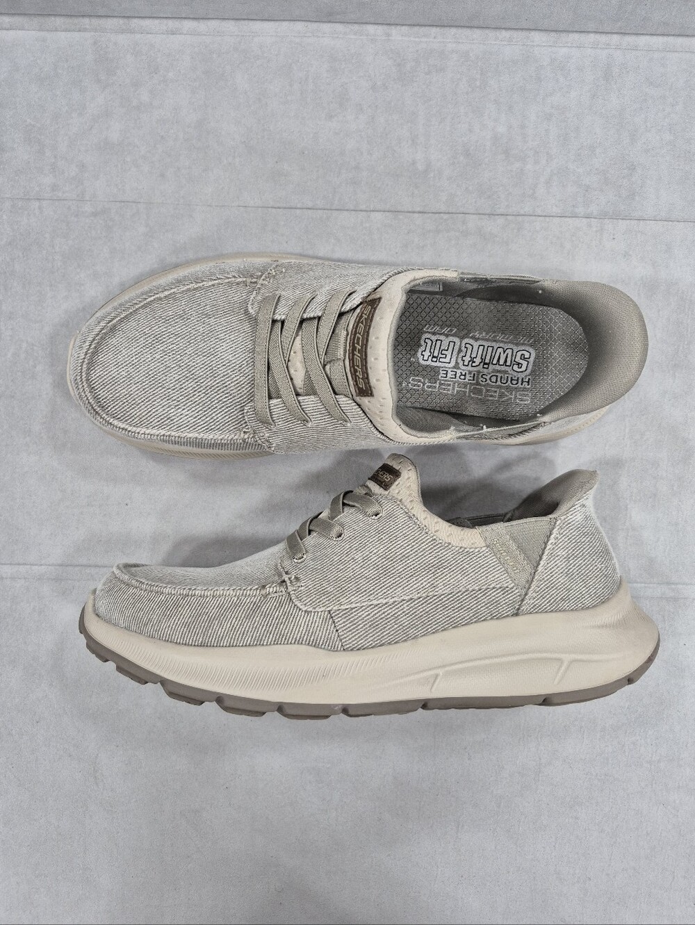 Skechers Swift Fit Equalizer 5.0 shoes men's 8 tan canvas Hands Free Memory foam